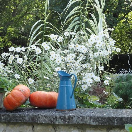 Les 2 Madeleine Bed & Breakfast Saint-Saturnin-du-Bois Exterior photo