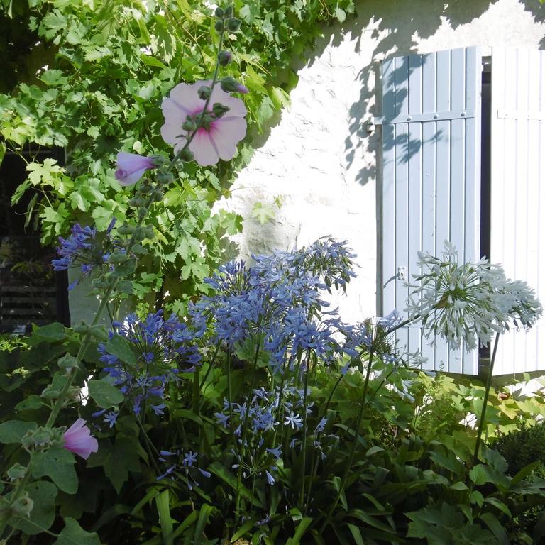 Les 2 Madeleine Bed & Breakfast Saint-Saturnin-du-Bois Exterior photo