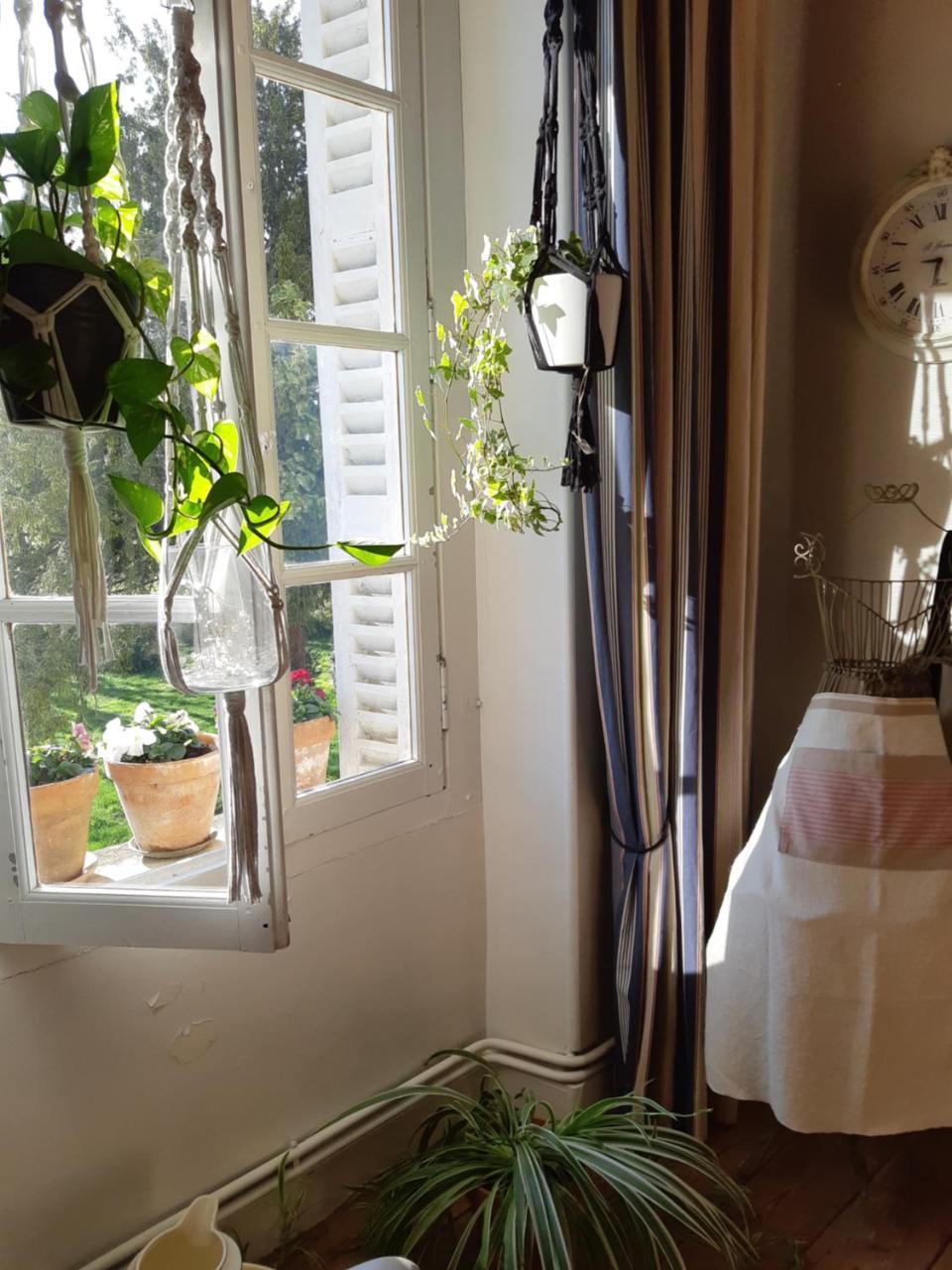 Les 2 Madeleine Bed & Breakfast Saint-Saturnin-du-Bois Exterior photo